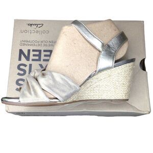 Clarks Margee Beth Wedge Sandal in Natural 9W NWT (Note on Color)